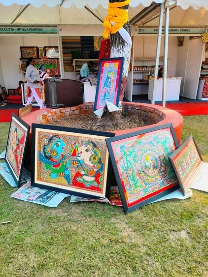 Lovers of handicrafts, toys and paintings must head to this mela to splurge on everything handmade. Lovers of handicrafts, toys and paintings must head to this mela to splurge on everything handmade.