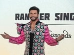 Find out which is the real Ranveer Singh posing with his wax statues at Madame Tussauds. 