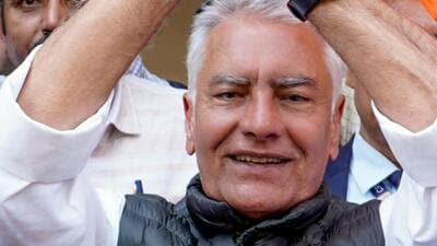 Punjab BJP chief Sunil Jakhar on Monday said chief minister Bhagwant Singh Mann had handed over the reins of the state to the Delhi CM and AAP’s national convener Arvind Kejriwal. (Sukhwinder Bharaj)