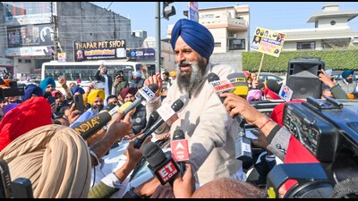 Shiromani Akali Dal leader Bikram Singh Majithia speaks to the media as he arrives to appear before SIT for questioning in a drug case, in Patiala on Monday. (ANI)