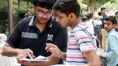 JEE Mains 2024: Top five points all candidates must strictly avoid before entering exam halls (HT FIle) JEE Mains 2024: Top five points all candidates must strictly avoid before entering exam halls (HT FIle)