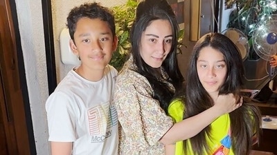 Manayata Dutt with Shahraan Dutt and Iqra Dutt in Mumbai. (Varinder Chawla) Manayata Dutt with Shahraan Dutt and Iqra Dutt in Mumbai. (Varinder Chawla)