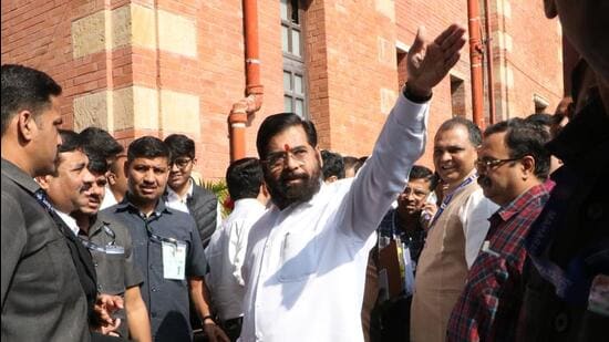 Nagpur:18December2023 Maharashtra Chief Minister Eknath Shinde arrives to attend during the Winter Session of Maharashtra State Assembly, at Vidhan Bhawan, in Nagpur, Monday Dec 18, 2023 Photo by Sunny Shende