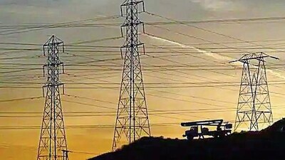 The Bescom schedules frequent power disruptions in the tech city. (HT PHOTO) The Bescom schedules frequent power disruptions in the tech city. (HT PHOTO)