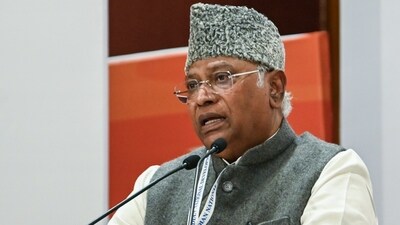Congress President Mallikarjun Kharge addresses the press conference after the INDIA Alliance meeting, in New Delhi. (ANI) Congress President Mallikarjun Kharge addresses the press conference after the INDIA Alliance meeting, in New Delhi. (ANI)