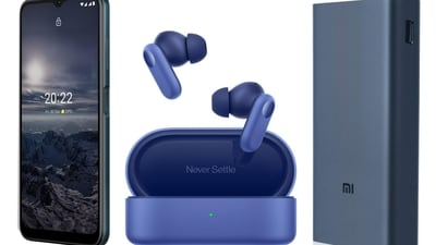 Christmas gifts: Gadgets like smartwatches, earbuds, smartphones can easily bring a smile. Christmas gifts: Gadgets like smartwatches, earbuds, smartphones can easily bring a smile.