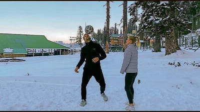 Freestyle footballers Aguska Minch and Patrick Baurer showcase their skills at Gulmarg Ski Resort in Baramulla on Tuesday. (ANI) Freestyle footballers Aguska Minch and Patrick Baurer showcase their skills at Gulmarg Ski Resort in Baramulla on Tuesday. (ANI)
