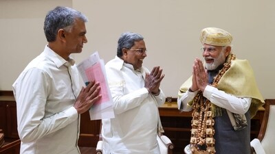 Karnataka CM Siddaramaiah meets PM Narendra Modi in New Delhi Karnataka CM Siddaramaiah meets PM Narendra Modi in New Delhi
