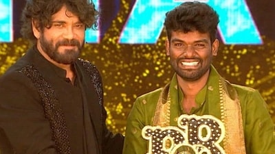 Nagarjuna with Pallavi Prashanth at the grand finale Nagarjuna with Pallavi Prashanth at the grand finale
