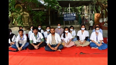 Resident doctors of JJ hospital announce they will be going on a strike on December 21. Resident doctors of JJ hospital announce they will be going on a strike on December 21.