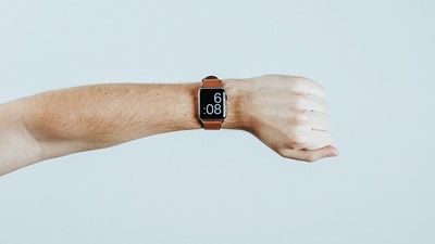 10 best smartwatches under ₹30000: Elevate your tech-savvy style without compromising on your budget on these trendy wearables. (Unsplash) 10 best smartwatches under ₹30000: Elevate your tech-savvy style without compromising on your budget on these trendy wearables. (Unsplash)