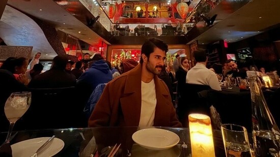 Vijay Deverakonda is shooting for his next in NY (Threads)