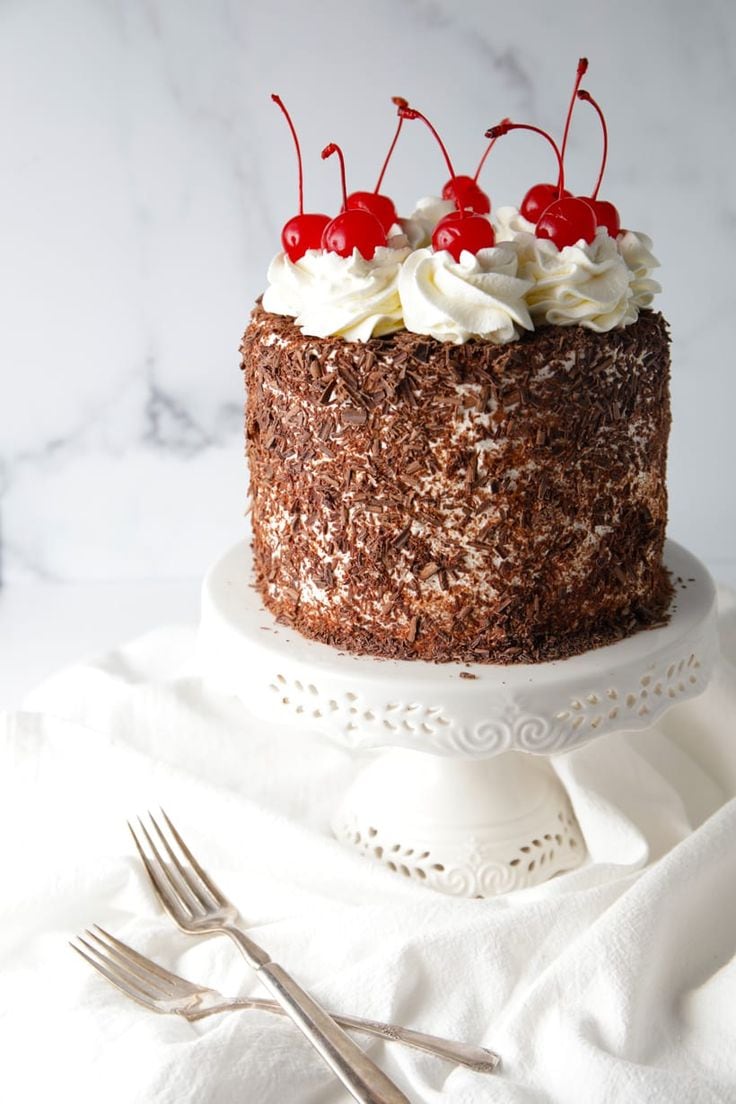 Black Forest Cake(Pinterest)