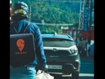 Swiggy Instamart delivered a packet of instant noodles in Delhi in a record time of 65 seconds. Swiggy Instamart delivered a packet of instant noodles in Delhi in a record time of 65 seconds.