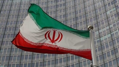 Iran Executions: An Iranian flag flutters. (Reuters)