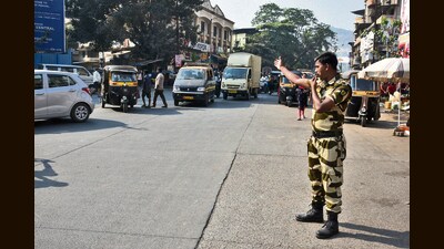 Before being deployed on duty, they underwent a week’s training on traffic management at the Traffic Training Institute, Byculla, Mumbai. (HT PHOTO)
