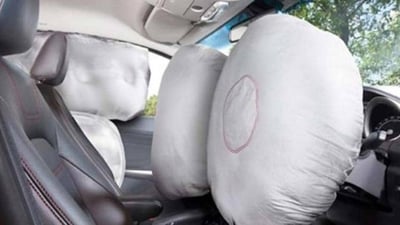 US auto safety regulators have recalled 52 million air bag inflators produced by auto suppliers ARC Automotive and Delphi Automotive. (File)