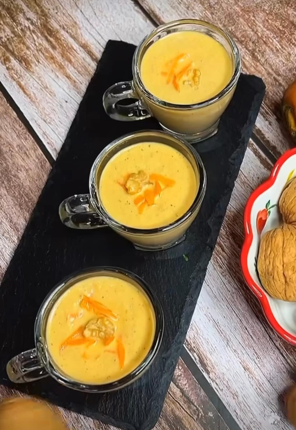 Carrot walnut milkshake(Chef Meghna Kamdar)