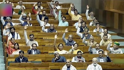 New Delhi, Dec 21 (ANI): Prime Minister Narendra Modi, Defence Minister Rajnath Singh, Union Ministers Nitin Gadkari, Kiren Rijiju, Pralhad Joshi, Mansukh Mandaviya along with others attend the proceedings of Lok Sabha during Winter Session of Parliament (ANI) New Delhi, Dec 21 (ANI): Prime Minister Narendra Modi, Defence Minister Rajnath Singh, Union Ministers Nitin Gadkari, Kiren Rijiju, Pralhad Joshi, Mansukh Mandaviya along with others attend the proceedings of Lok Sabha during Winter Session of Parliament (ANI)