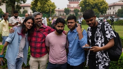 SC says no to same-sex marriage: India's top court, on October 17, refused to legalize same-sex marriages, passing the responsibility back to Parliament in a ruling that disappointed campaigners for LGBTQ rights in the country. Chief Justice DY Chandrachud also urged the government to uphold the rights of the queer community and end discrimination against them. (AP) SC says no to same-sex marriage: India's top court, on October 17, refused to legalize same-sex marriages, passing the responsibility back to Parliament in a ruling that disappointed campaigners for LGBTQ rights in the country. Chief Justice DY Chandrachud also urged the government to uphold the rights of the queer community and end discrimination against them. (AP)
