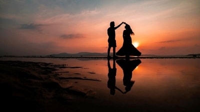 They do not put the burden of the idea of a perfect relationship on them, instead they learn to see their relationship as an opportunity for growth. (Unsplash) They do not put the burden of the idea of a perfect relationship on them, instead they learn to see their relationship as an opportunity for growth. (Unsplash)