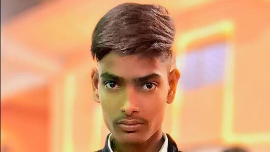 The boy, identified as 16-year-old Rakesh Singh, was in his school uniform and on his way to school with three other students when the incident occurred around 1.30pm on the FOB near Mandoli Jail in northest Delhi’s Harsh Vihar. (HT)