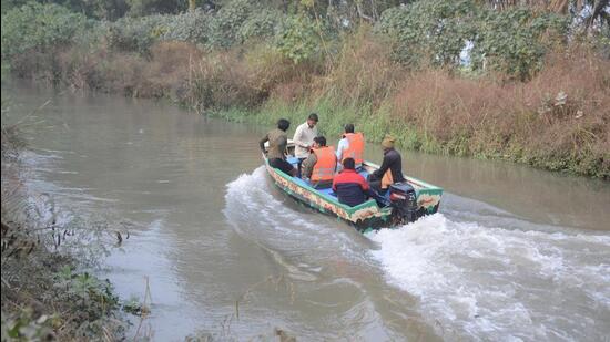 The search for the girl’s body began on December 17, and deputy commissioner of police (outer north) Ravi Kumar Singh said the body was recovered around 9am on Thursday. (HT Photo)
