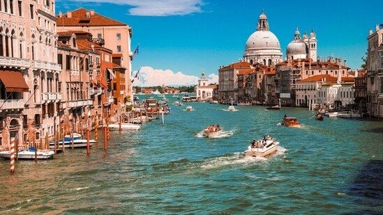 Italy: Italians are renowned for their warmth and hospitality, and Italy offers a culinary experience unlike any other, from pasta and pizza to gelato and espresso.&nbsp;(Unsplash)
