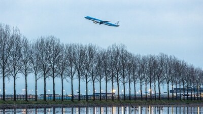France Plane Grounded: France grounded a plane carrying 300 Indians over suspected 'human trafficking'. (Representational) France Plane Grounded: France grounded a plane carrying 300 Indians over suspected 'human trafficking'. (Representational)