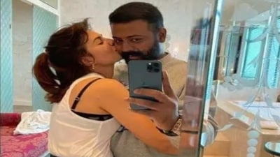 Sukesh Chandrashekhar and actor Jacqueline Fernandez. Sukesh Chandrashekhar and actor Jacqueline Fernandez.