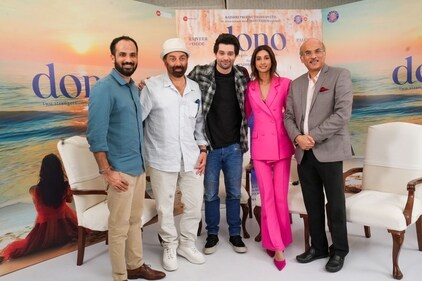 Avnish Barjatya, Sunny Deol, Rajveer Deol, Paloma and Sooraj Barjatya during Dono promotions. (PTI) Avnish Barjatya, Sunny Deol, Rajveer Deol, Paloma and Sooraj Barjatya during Dono promotions. (PTI)