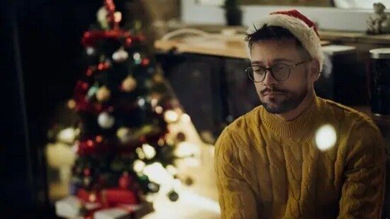 Holiday season is also the time when people share good memories and news with their families. The fear of loneliness can strike during this time.&nbsp;(Unsplash)