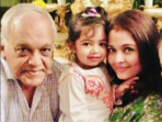 Aishwarya Rai with Aaradhya and her parents in an old pic.