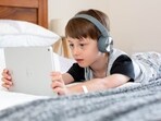 How to limit screen time for kids: Psychologist shared tips How to limit screen time for kids: Psychologist shared tips