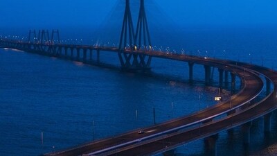 A deserted Bandra-Worli Sealink during lockdown at Bandra in Mumbai. (Pratik Chorge/HT file) A deserted Bandra-Worli Sealink during lockdown at Bandra in Mumbai. (Pratik Chorge/HT file)