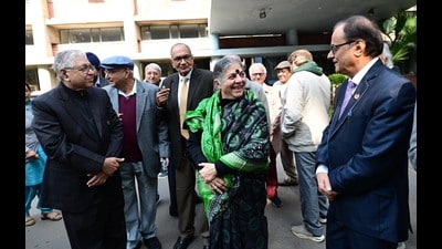 From left: Former PU V-C Arun Kumar Grover, environmental activist Vandana Shiva, Government of India’s principal scientific advisor Ajay Kumar Sood and other old students at the department of physics during the global alumni meet at Panjab University on Saturday. (Ravi Kumar/HT)