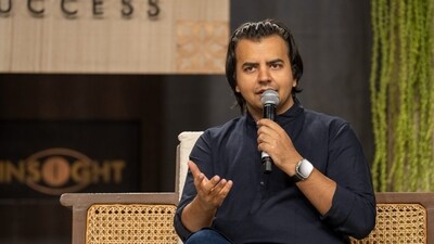 Ola founder Bhavish Aggarwal will be selling 47.4 million shares before Ola Electric IPO (X/Sadhguru Academy) Ola founder Bhavish Aggarwal will be selling 47.4 million shares before Ola Electric IPO (X/Sadhguru Academy)