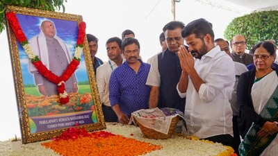 Telangana Chief Minister A. Revanth Reddy pays tribute to former prime minister P.V. Narasimha Rao on his death anniversary, at PV Ghat in Hyderabad, Saturday, Dec. 23, 2023. (PTI)