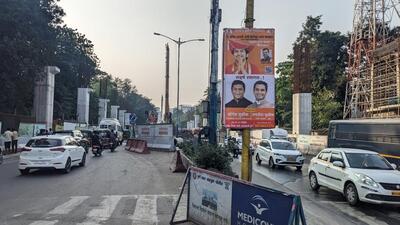 The civic body has insisted on building three stations- RBI station, Agriculture College and Shivajinagar stations entry and exit points after the widening of the stretch from the present 36 metres to 45 metres as per the city’s development plan (DP). (HT FILE)