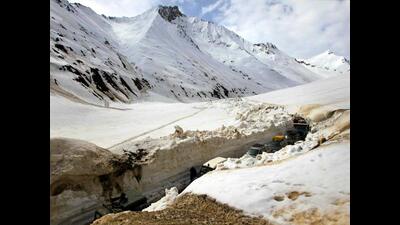 Tourist resorts of Gulmarg and Sonmarg witnessed fresh snowfall on Saturday due to the arrival of fresh Western Disturbance over Kashmir. (PTI photo for representational purpose)
