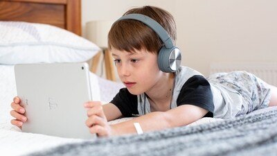 How to limit screen time for kids: Psychologist shared tips (Emily Wade on Unsplash) How to limit screen time for kids: Psychologist shared tips (Emily Wade on Unsplash)