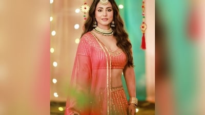 9. Embracing Indian handcrafts was another major milestone for the year. In other words, nostalgia fashion that pays attention to vintage and retro trends continued to influence the wardrobes. (Instagram/@realhinakhan) 9. Embracing Indian handcrafts was another major milestone for the year. In other words, nostalgia fashion that pays attention to vintage and retro trends continued to influence the wardrobes. (Instagram/@realhinakhan)