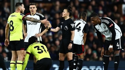 English referee Rebecca Welch speaks with Burnley's English midfielder #08 Josh Brownhill (L) during the English Premier League football match (AFP) English referee Rebecca Welch speaks with Burnley's English midfielder #08 Josh Brownhill (L) during the English Premier League football match (AFP)