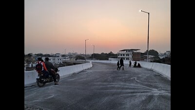 Newly constructed Bakshi Bandh ROB in Prayagraj. (HT photo) Newly constructed Bakshi Bandh ROB in Prayagraj. (HT photo)