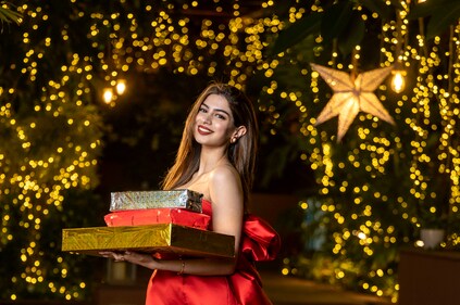 Khushi Kapoor at her sprawling house in Mumbai, posing for HT City (Satish Bate/ HT) Khushi Kapoor at her sprawling house in Mumbai, posing for HT City (Satish Bate/ HT)