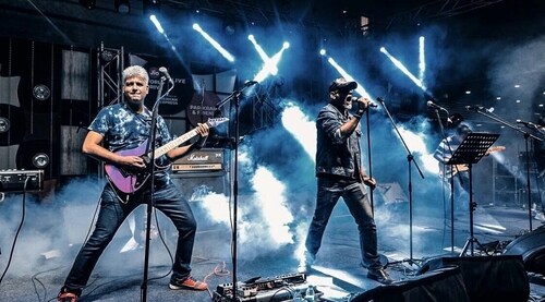 Parikrama and Friends take the stage on the final day of the carnival. Parikrama and Friends take the stage on the final day of the carnival.
