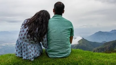 Healing resentment in relationships: Therapist shares a guide (Unsplash)
