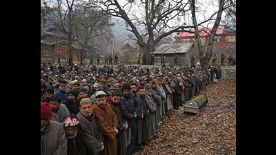 As the police questioned acquaintances and family members of retired SSP, Mohammad Shafi Mir, who was killed in a mosque in north Kashmir on Sunday morning, the relatives of the slain officer said he was denied security after it was withdrawn last year. (HT File Photo) As the police questioned acquaintances and family members of retired SSP, Mohammad Shafi Mir, who was killed in a mosque in north Kashmir on Sunday morning, the relatives of the slain officer said he was denied security after it was withdrawn last year. (HT File Photo)