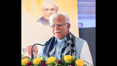 Haryana chief minister Manohar Lal Khattar addressing a gathering on Good Governance Day in Panchkula on Monday. (HT Photo) Haryana chief minister Manohar Lal Khattar addressing a gathering on Good Governance Day in Panchkula on Monday. (HT Photo)