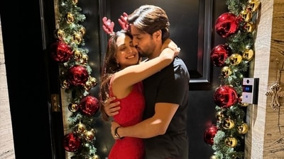 Kiara Advani has posted a romantic picture with Sidharth Malhotra. Kiara Advani has posted a romantic picture with Sidharth Malhotra.